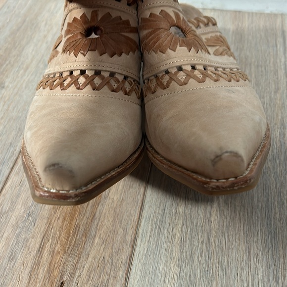 Jeffrey Campbell Woven Mules / Anthropologie size 8 - Picture 10 of 13